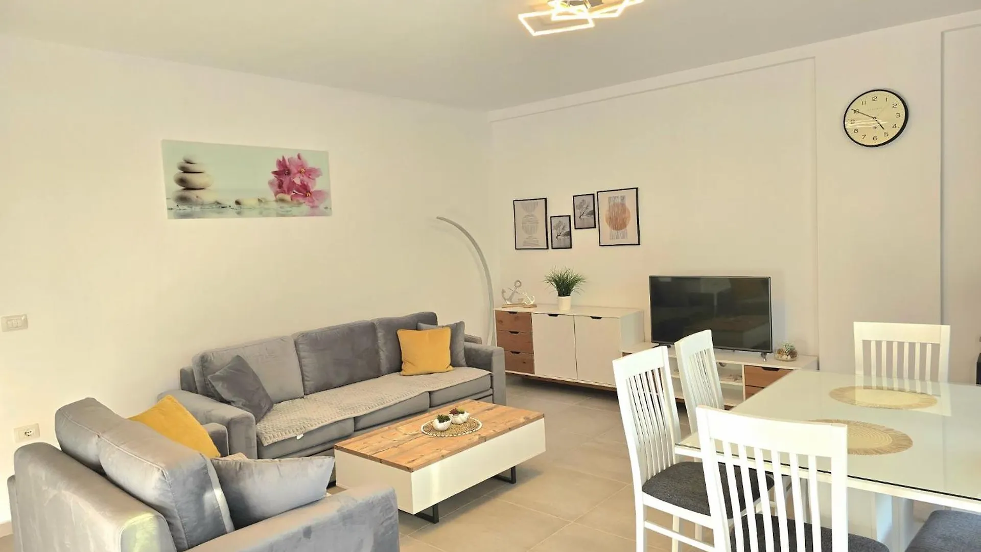 Apartamento Comfortable Group Stay In San Pietro Plazhi San Pietro