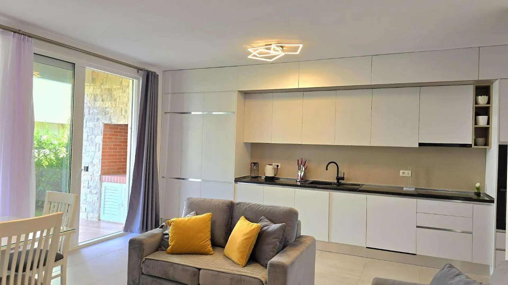 Comfortable Group Stay In San Pietro Plazhi San Pietro Albania